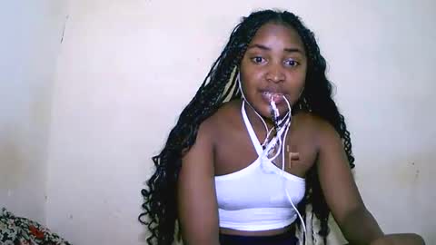 Snapshot of sylviasexy27 chatting on January 2025 06:59:01 PM sylviasexy27 online show from January 2025 06:59:01 PM