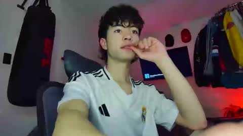 TONER online show from December 2025 03:35:02 AM