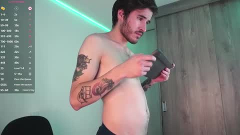 t0ny_wylie online show from December 2024 07:35:02 AM