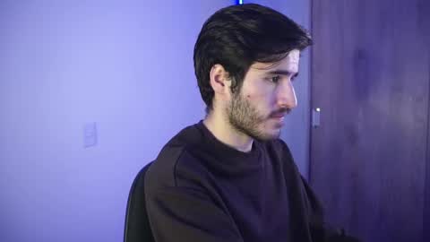 t0ny_wylie online show from December 2024 04:45:01 AM