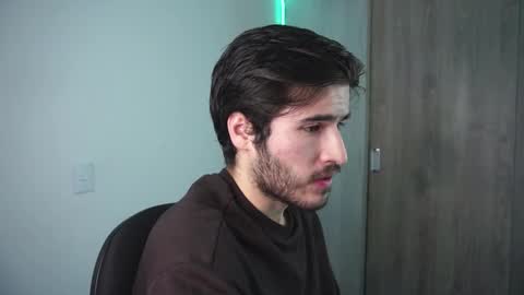 t0ny_wylie online show from December 2024 03:07:02 AM