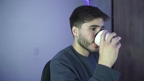 t0ny_wylie online show from December 2024 08:07:02 AM