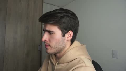 t0ny_wylie online show from February 2025 10:32:01 PM