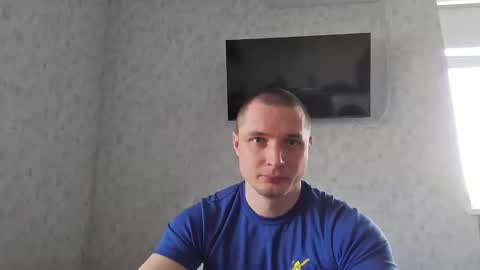 Snapshot of t30t chatting on May 2026 07:24:01 AM Den online show from May 2026 07:24:01 AM
