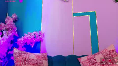 Arianna online show from July 2026 12:18:02 PM
