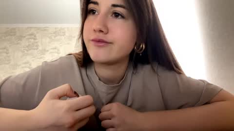 Snapshot of tabathasperanza chatting on May 2026 10:01:02 AM Nika online show from May 2026 10:01:02 AM