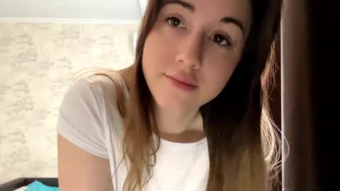 Snapshot of tabathasperanza chatting on May 2026 09:04:02 AM Nika online show from May 2026 09:04:02 AM