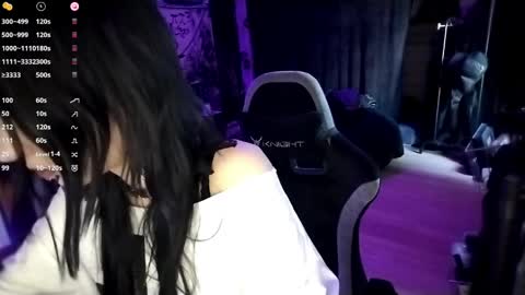 Lina online show from March 2026 03:06:01 PM