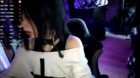 Lina online show from April 2026 03:12:01 PM