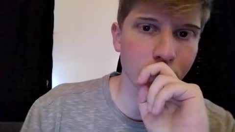 collegetwinkboi online show from December 2025 07:20:01 PM