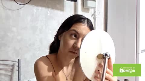 Lisss online show from February 2026 12:15:01 PM