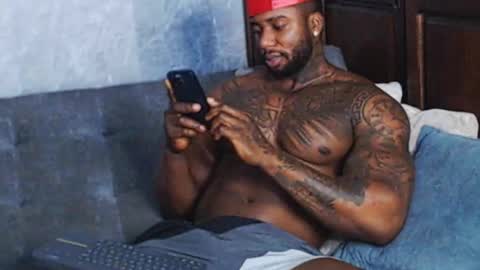 Snapshot of tairontucke chatting on January 2025 03:20:02 AM Tairon Tucke online show from January 2025 03:20:02 AM