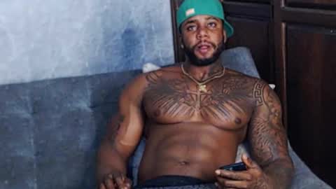 Snapshot of tairontucke chatting on January 2025 12:49:01 AM Tairon Tucke online show from January 2025 12:49:01 AM