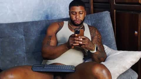 Snapshot of tairontucke chatting on January 2025 08:52:01 AM Tairon Tucke online show from January 2025 08:52:01 AM