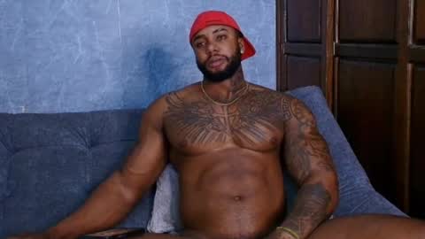 Snapshot of tairontucke chatting on February 2025 06:40:02 AM Tairon Tucke online show from February 2025 06:40:02 AM