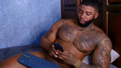 Snapshot of tairontucke chatting on March 2025 05:54:02 AM Tairon Tucke online show from March 2025 05:54:02 AM