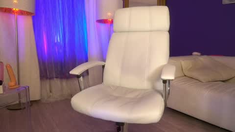 Margo online show from January 2025 04:28:02 PM