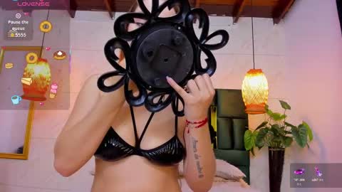 Taissa online show from October 2025 09:23:02 PM