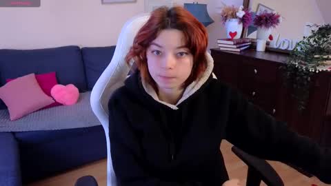 Lizzy online show from March 2025 06:04:01 AM