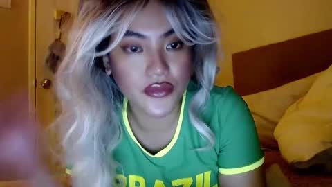 Lena online show from December 2024 03:54:02 PM