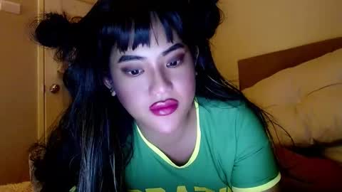 Lena online show from December 2024 03:05:01 PM