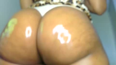 Snapshot of talia2547 chatting on February 2025 11:15:02 PM heyim talia online show from February 2025 11:15:02 PM