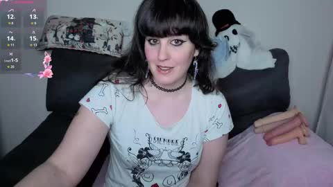 Talia Bloodina online show from April 2026 01:18:01 AM