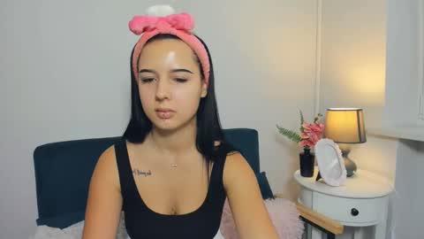 taliasensitive online show from October 2025 07:09:02 AM