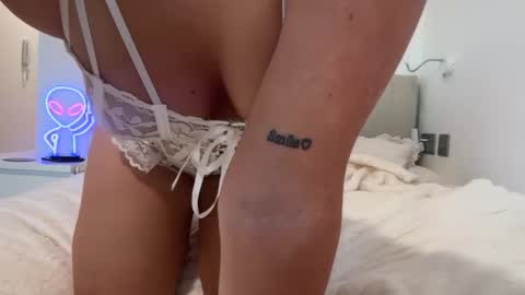 Talia online show from September 2025 05:05:02 PM