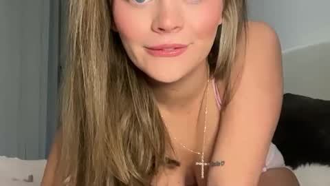 Talia online show from March 2026 06:22:02 PM