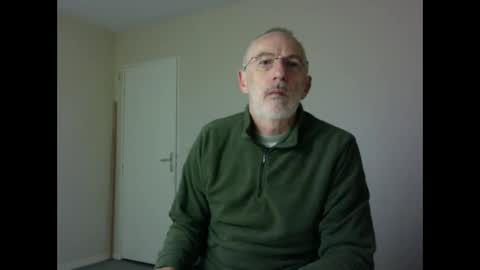 Snapshot of taliesin4321 chatting on December 2024 05:23:01 AM Jack Pierrot online show from December 2024 05:23:01 AM