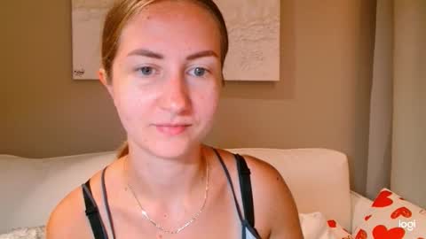  Kira  online show from October 2025 05:28:01 AM