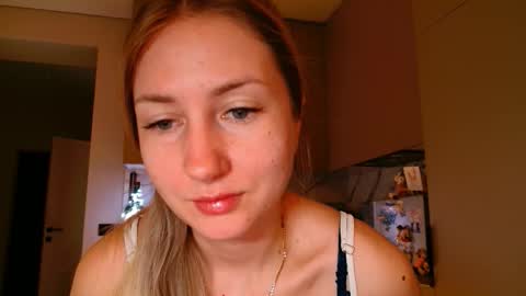  Kira  online show from March 2026 06:17:02 AM