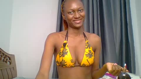 Snapshot of talisha_smiley chatting on June 2026 03:22:01 AM talisha smiles online show from June 2026 03:22:01 AM