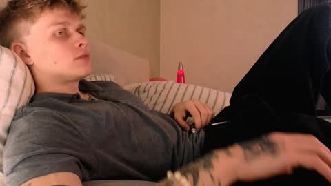 Snapshot of talkinghead7 chatting on October 2025 11:18:01 AM Colin online show from October 2025 11:18:01 AM