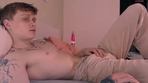 Snapshot of talkinghead7 chatting on November 2025 05:34:01 PM Colin online show from November 2025 05:34:01 PM