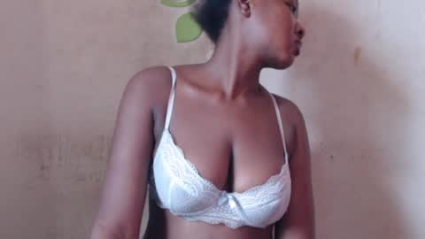 tall_choco online show from June 2026 10:52:02 AM