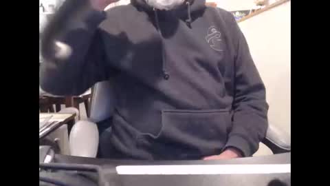 tallguy4unow online show from December 2025 01:37:02 PM