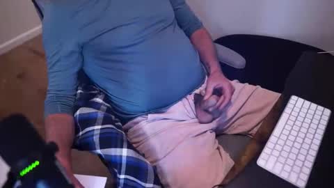 Snapshot of tallguy4unow chatting on March 2026 06:34:01 PM tallguy4unow online show from March 2026 06:34:01 PM