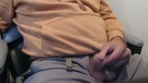 Snapshot of tallguysfbay chatting on October 2025 05:37:02 PM tallguysfbay online show from October 2025 05:37:02 PM