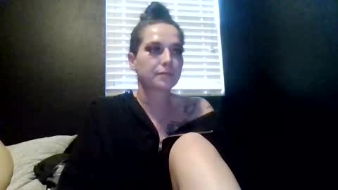 Snapshot of tallhungcloudy chatting on May 2026 01:56:01 AM tallhungcloudy online show from May 2026 01:56:01 AM