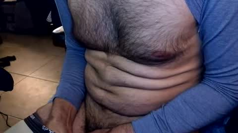 Snapshot of talltannhandsome chatting on December 2025 04:36:01 PM talltannhandsome online show from December 2025 04:36:01 PM