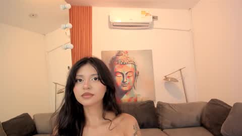 Tami  online show from October 2025 12:15:01 PM
