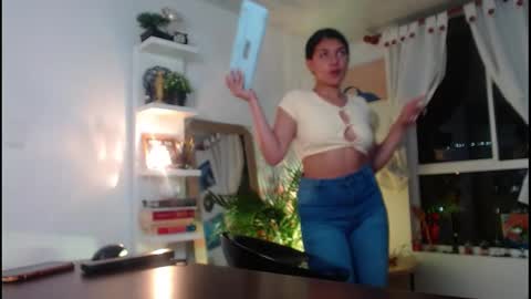 Snapshot of tamara_daniels chatting on March 2025 02:58:01 AM Tamara online show from March 2025 02:58:01 AM