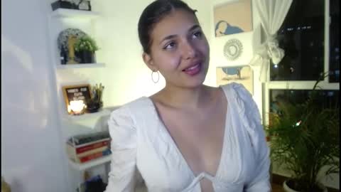 Snapshot of tamara_daniels chatting on March 2025 12:07:01 AM Tamara online show from March 2025 12:07:01 AM