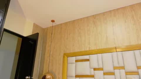 Snapshot of tamara_sanz1 chatting on July 2026 11:02:01 AM online show from July 2026 11:02:01 AM