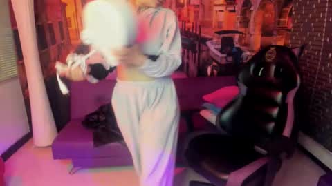 Tamara online show from March 2026 09:24:02 AM