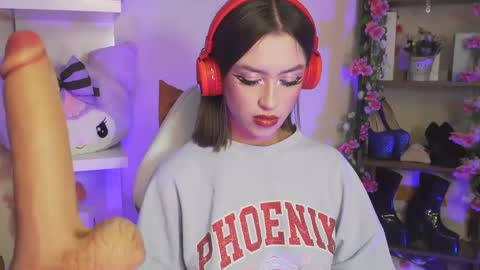 Cami 3 online show from December 2024 09:32:02 AM