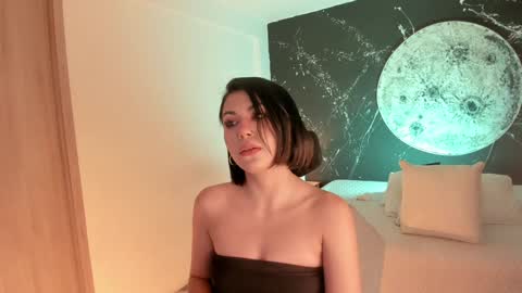 Snapshot of tamarathompsonn chatting on February 2025 07:13:02 AM Tamara. online show from February 2025 07:13:02 AM