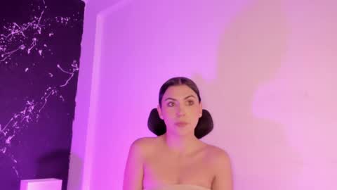 Snapshot of tamarathompsonn chatting on February 2025 08:17:01 AM Tamara. online show from February 2025 08:17:01 AM